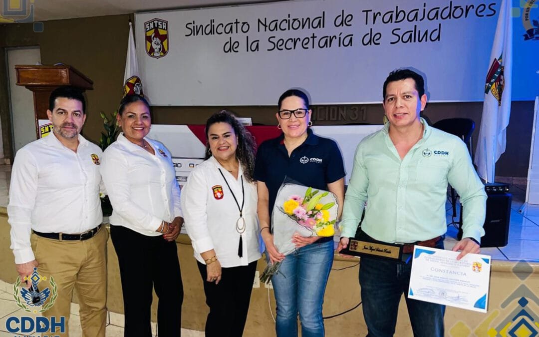 Conferencia “𝗗𝗲𝗿𝗲𝗰𝗵𝗼𝘀 𝗵𝘂𝗺𝗮𝗻𝗼𝘀 𝘆 é𝘁𝗶𝗰𝗮 𝗽𝗿𝗼𝗳𝗲𝘀𝗶𝗼𝗻𝗮𝗹 𝗲𝗻 𝗲𝗹 á𝗺𝗯𝗶𝘁𝗼 𝗱𝗲 𝗹𝗮 𝘀𝗮𝗹𝘂𝗱”, dirigida a las y los 𝗶𝗻𝘁𝗲𝗴𝗿𝗮𝗻𝘁𝗲𝘀 𝗱𝗲 𝗹𝗮 𝗦𝗲𝗰𝗰𝗶ó𝗻 𝟯𝟭 𝗱𝗲𝗹 𝗦𝗶𝗻𝗱𝗶𝗰𝗮𝘁𝗼 𝗡𝗮𝗰𝗶𝗼𝗻𝗮𝗹 𝗱𝗲 𝗹𝗼𝘀 𝗧𝗿𝗮𝗯𝗮𝗷𝗮𝗱𝗼𝗿𝗲𝘀 𝗱𝗲 𝗹𝗮 𝗦𝗲𝗰𝗿𝗲𝘁𝗮𝗿í𝗮 𝗱𝗲 𝗦𝗮𝗹𝘂𝗱.